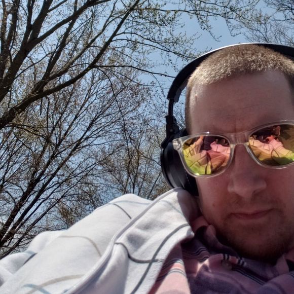 Meet your Posher, Kevin - Picture 1 of 1